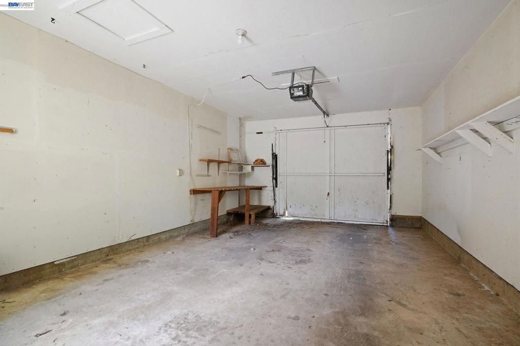 Image 25 of property listing at 425 Coffield Ave, Napa, CA 94558