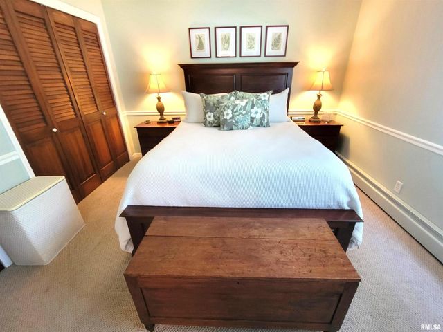 2753 N Stanford Road, Flora, IL 62839