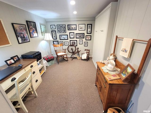 2753 N Stanford Road, Flora, IL 62839