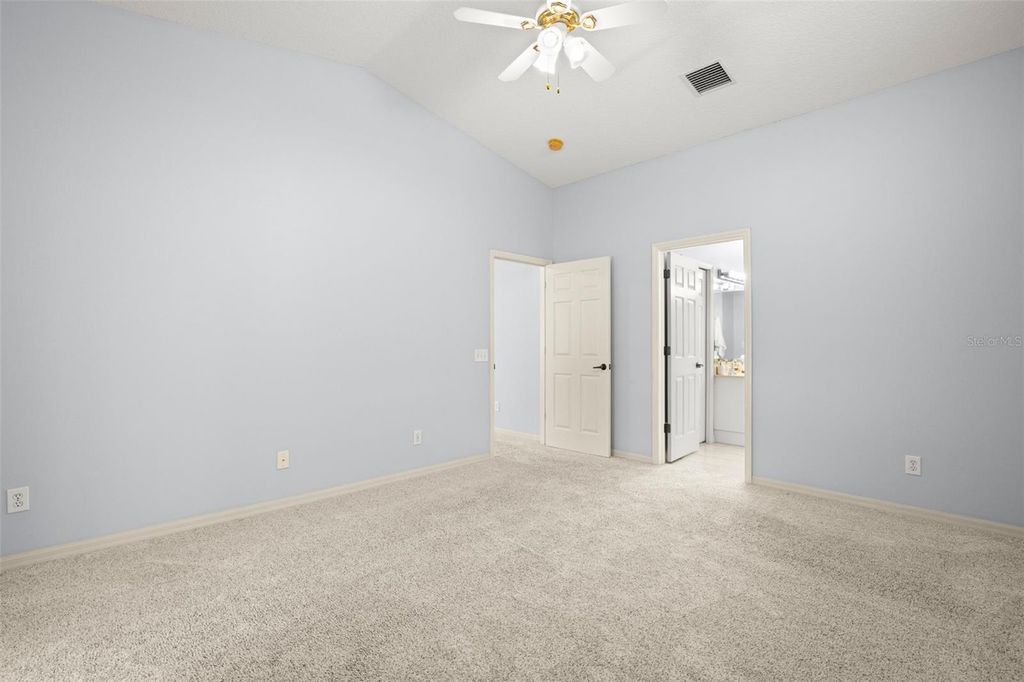 Image 28 of property listing at 551 SALMON COURT, Oldsmar, FL 34677