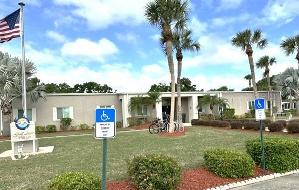 Image 46 of property listing at 551 SALMON COURT, Oldsmar, FL 34677