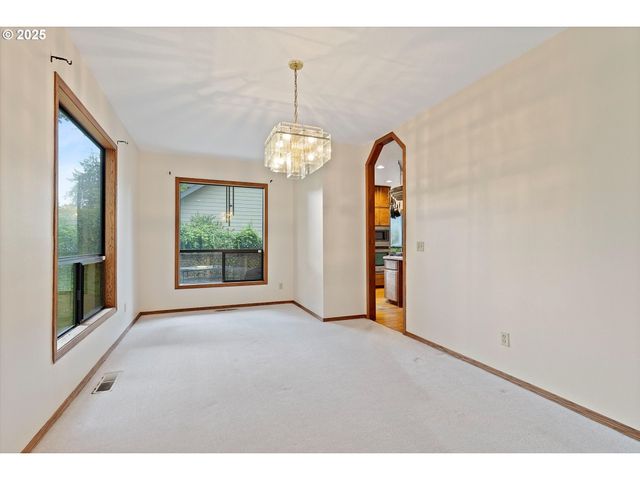 10125 Sw 72ND Ave, Tigard, OR 97223