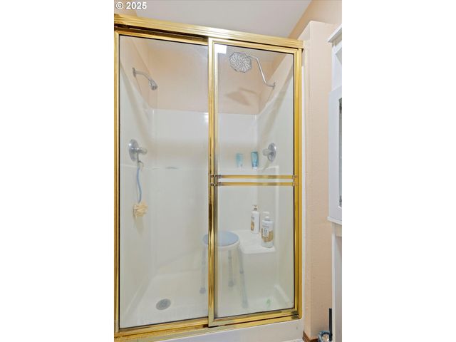 10125 Sw 72ND Ave, Tigard, OR 97223