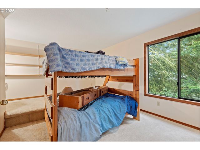 10125 Sw 72ND Ave, Tigard, OR 97223