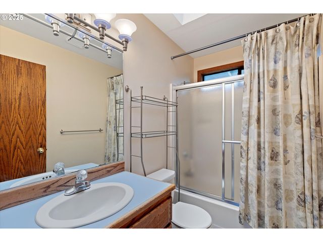 10125 Sw 72ND Ave, Tigard, OR 97223