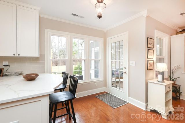 6128 Greystone Drive, Matthews, NC 28104