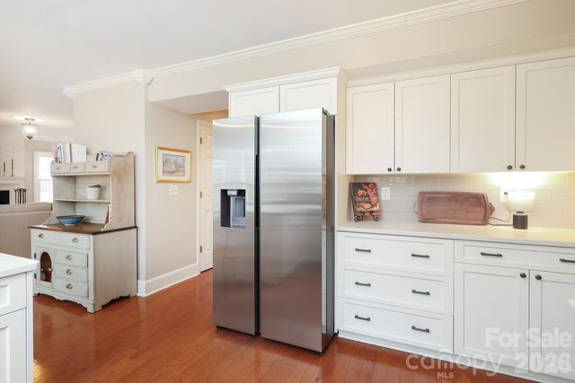 6128 Greystone Drive, Matthews, NC 28104