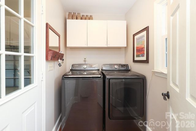 6128 Greystone Drive, Matthews, NC 28104