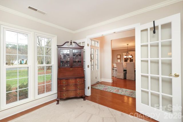 6128 Greystone Drive, Matthews, NC 28104