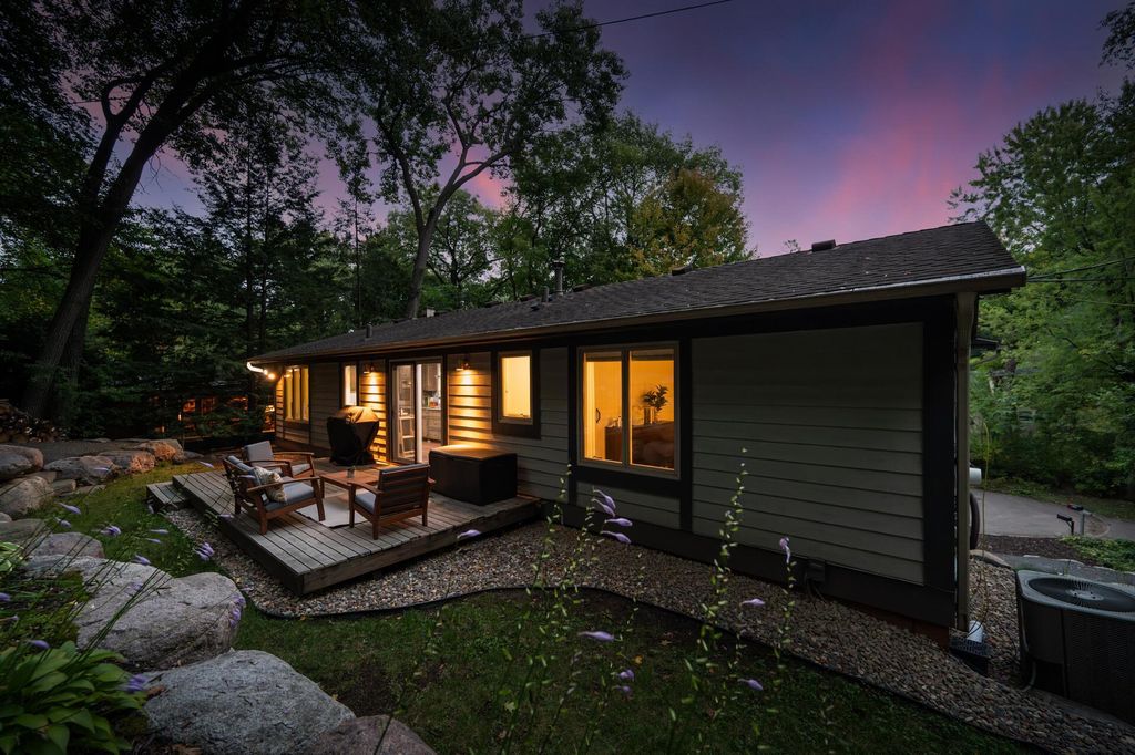 2222 Black Oak Drive, Minnetonka, MN 55305 — photo 2
