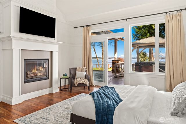 15 White Rock Lane, Port Ludlow, WA 98365