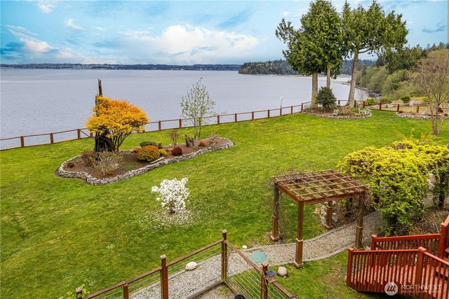 15 White Rock Lane, Port Ludlow, WA 98365
