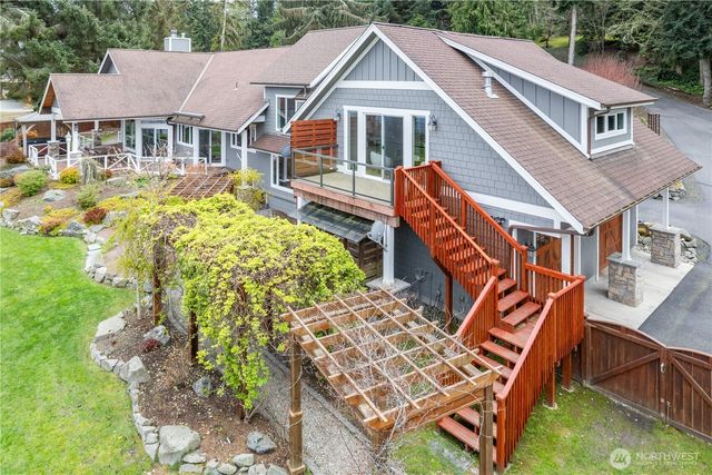 15 White Rock Lane, Port Ludlow, WA 98365