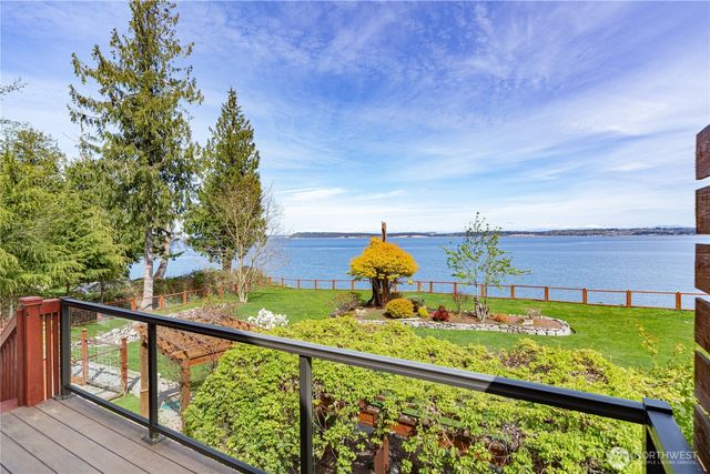 15 White Rock Lane, Port Ludlow, WA 98365