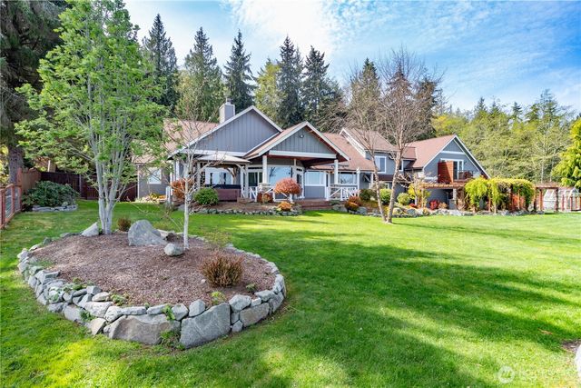 15 White Rock Lane, Port Ludlow, WA 98365