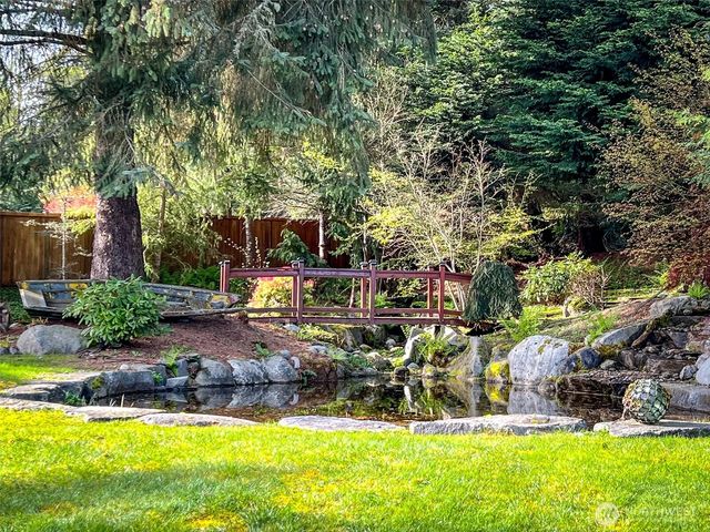 15 White Rock Lane, Port Ludlow, WA 98365