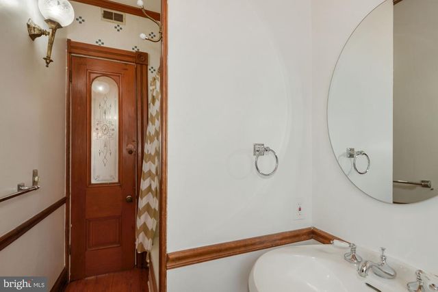 135 NORTH CAROLINA AVE SE, Washington, DC 20003