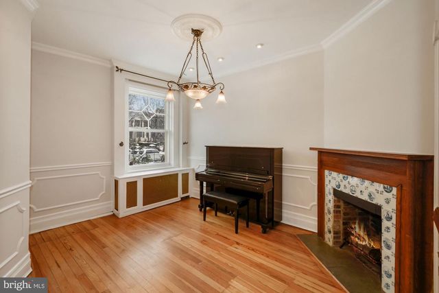 135 NORTH CAROLINA AVE SE, Washington, DC 20003