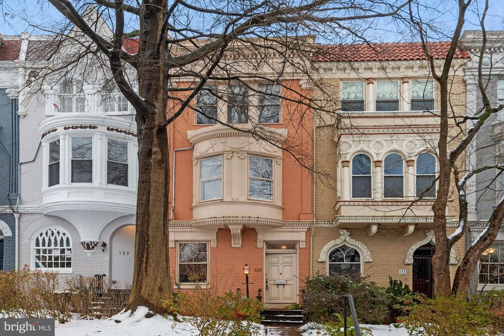 135 NORTH CAROLINA AVE SE, Washington, DC 20003