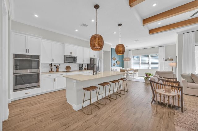 668 SW Riverwatch Place, Stuart, FL 34997