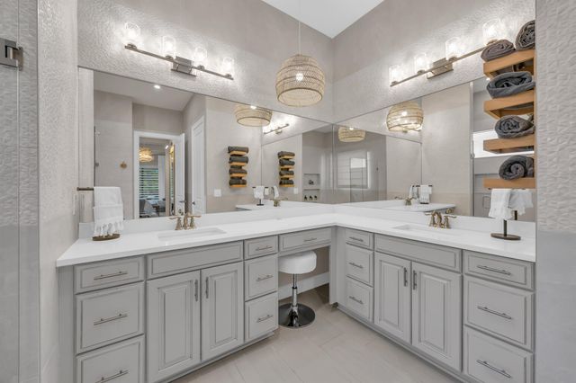 668 SW Riverwatch Place, Stuart, FL 34997