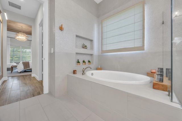 668 SW Riverwatch Place, Stuart, FL 34997