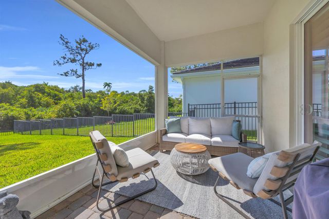 668 SW Riverwatch Place, Stuart, FL 34997