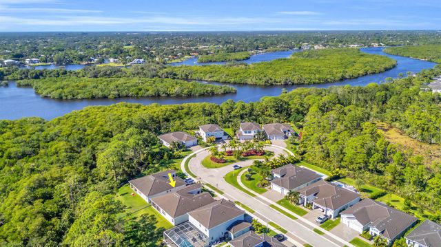 668 SW Riverwatch Place, Stuart, FL 34997