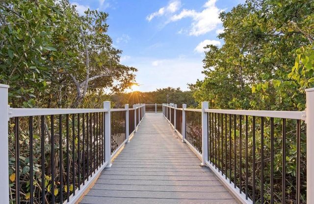 668 SW Riverwatch Place, Stuart, FL 34997