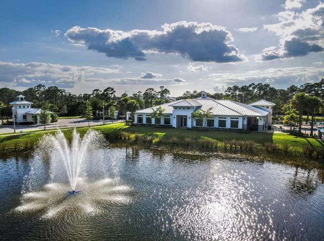 668 SW Riverwatch Place, Stuart, FL 34997