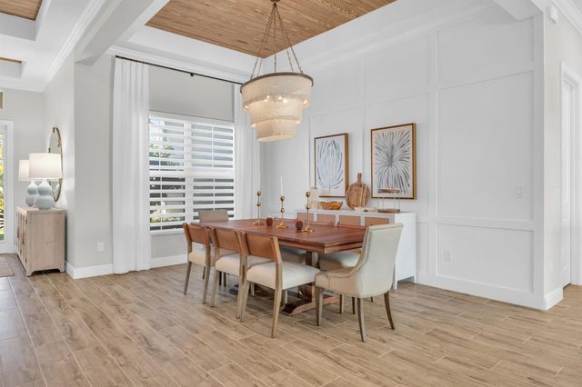 668 SW Riverwatch Place, Stuart, FL 34997