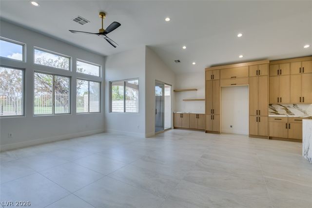 483 Indigo Springs Street, Henderson, NV 89014