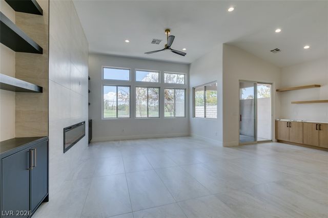 483 Indigo Springs Street, Henderson, NV 89014