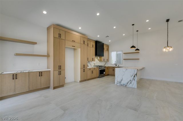 483 Indigo Springs Street, Henderson, NV 89014