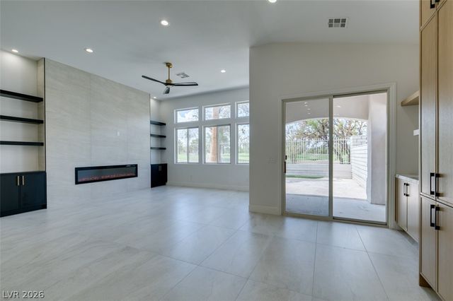 483 Indigo Springs Street, Henderson, NV 89014