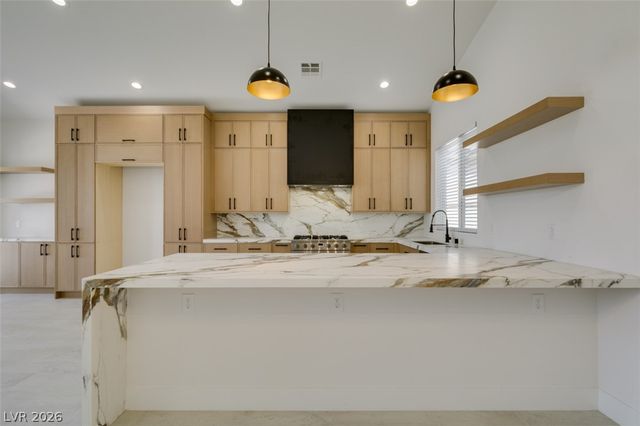 483 Indigo Springs Street, Henderson, NV 89014