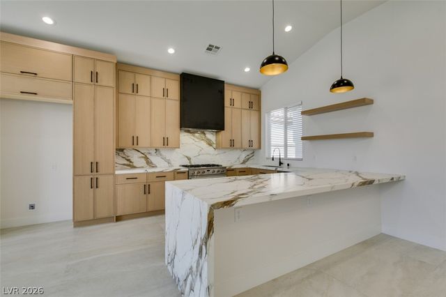 483 Indigo Springs Street, Henderson, NV 89014