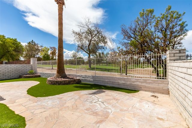 483 Indigo Springs Street, Henderson, NV 89014