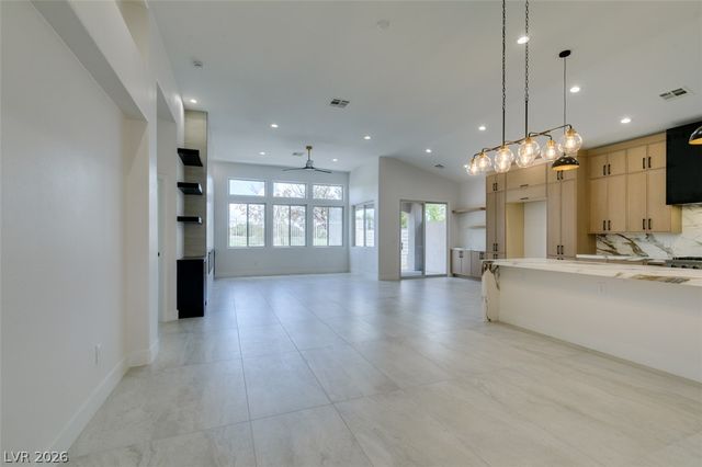 483 Indigo Springs Street, Henderson, NV 89014