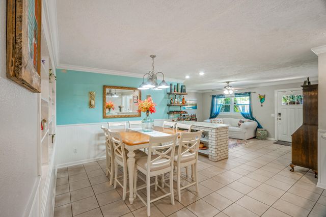 9 SE Waynel Circle, Fort Walton Beach, FL 32548