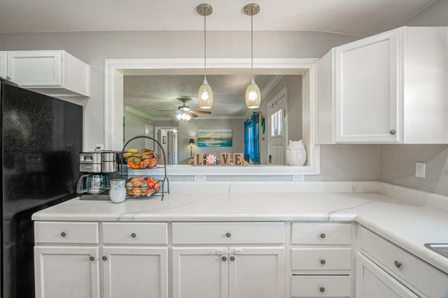 9 SE Waynel Circle, Fort Walton Beach, FL 32548