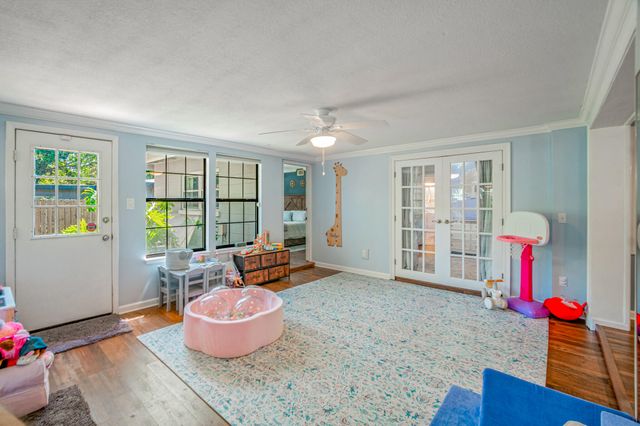 9 SE Waynel Circle, Fort Walton Beach, FL 32548