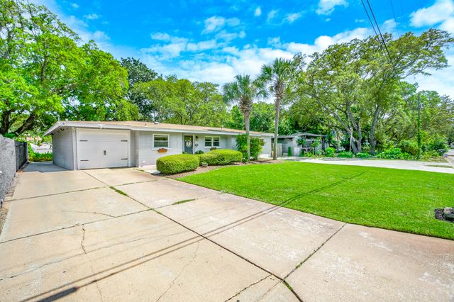 9 SE Waynel Circle, Fort Walton Beach, FL 32548