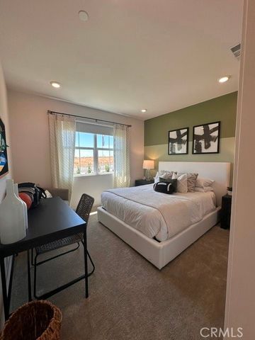 4233 Daisy, Banning, CA 92220