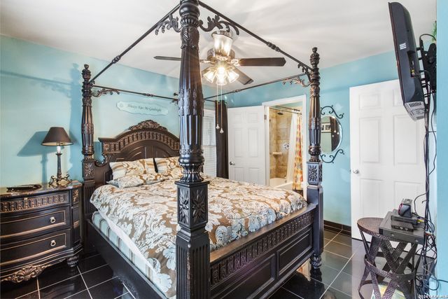 214 Schmeltzer Ln, San Antonio, TX 78213