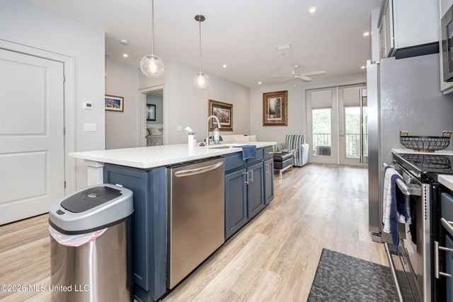 2501 Bienville Boulevard, 133, Ocean Springs, MS 39564