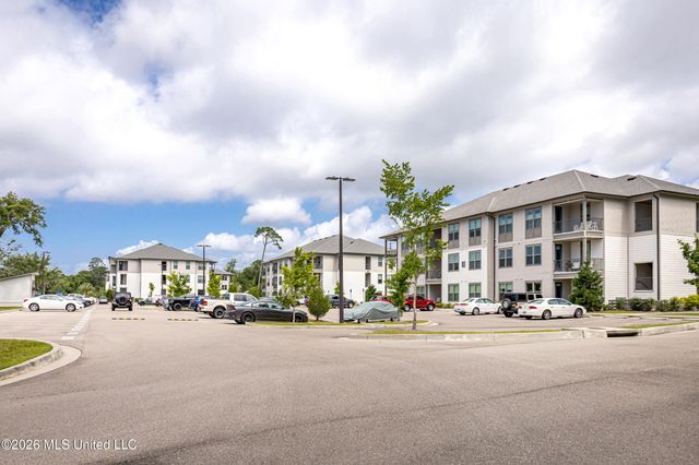 2501 Bienville Boulevard, 133, Ocean Springs, MS 39564