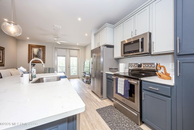 2501 Bienville Boulevard, 133, Ocean Springs, MS 39564