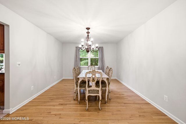 41 Butterfly Road, Jackson, NJ 08527