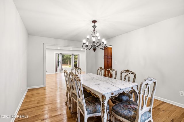 41 Butterfly Road, Jackson, NJ 08527
